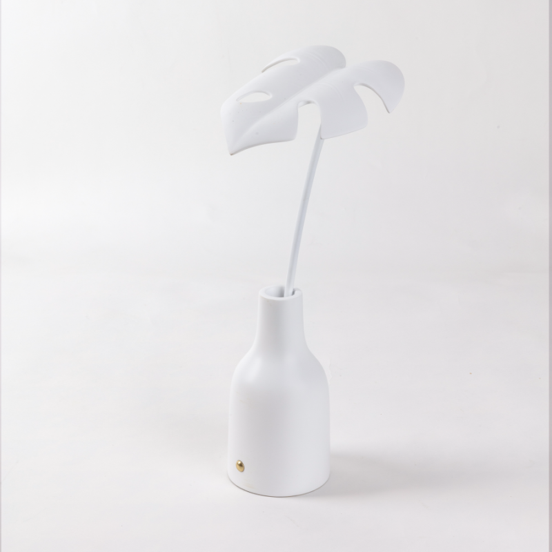 SELETTI LEAF LIGHT Tischlampe 15,5 x 12 cm - Delicio