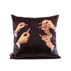 SELETTI TOILETPAPER Pillow 67 x 67 cm - Lipsticks Black