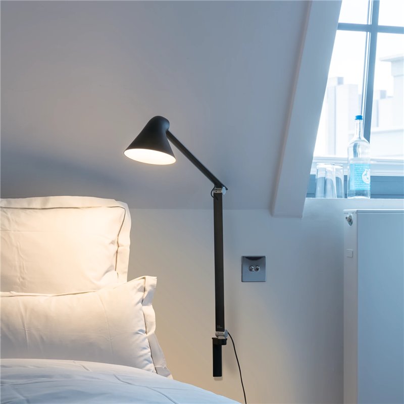 Louis Poulsen Njp Wall langer Arm Mit Kabel / Mit Wandbox Wandleuchte