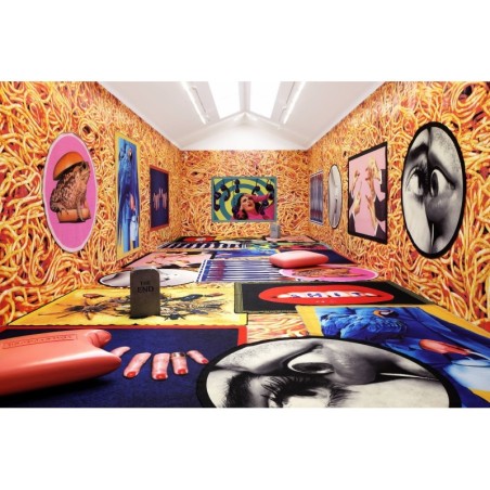 SELETTI Toiletpaper Round Rug  - Lipsticks