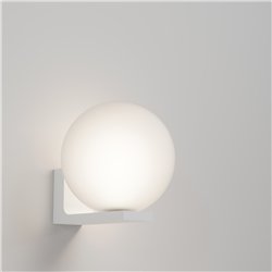 Delta Light OONO W M Wall lamp