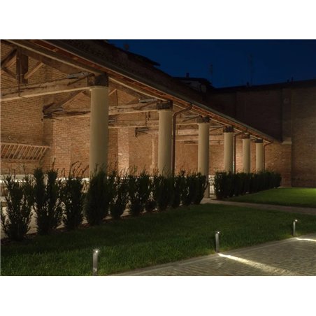 Delta Light Elbo Asymmetric P 60 garden lamp