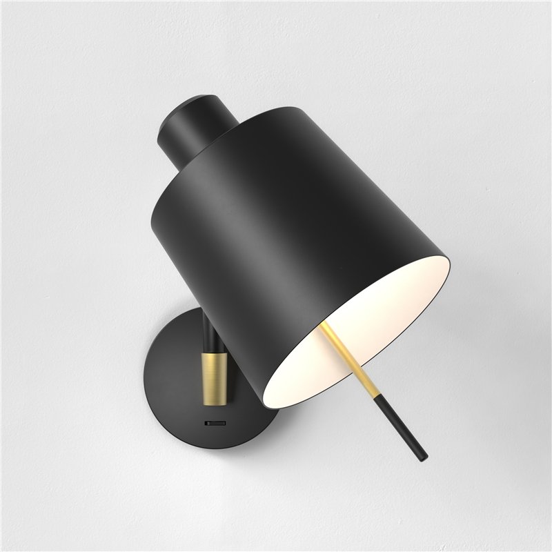 Astro Edward Wall Switched | Wandlampe